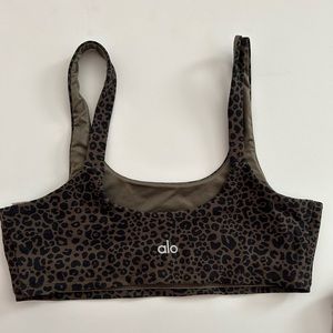 Alo Vapor Leopard Bra
